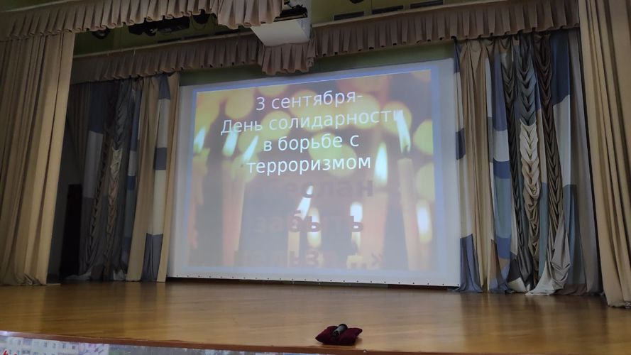  В Муравленко сотрудники Росгвардии провели встречу по антитеррору со студентами многопрофильного колледжа