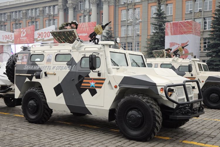 Военнослужащие Уральского округа Росгвардии приняли участие в Параде Победы в Екатеринбурге