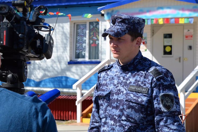 Росгвардеец рассказал журналистам о своей службе на Ямале