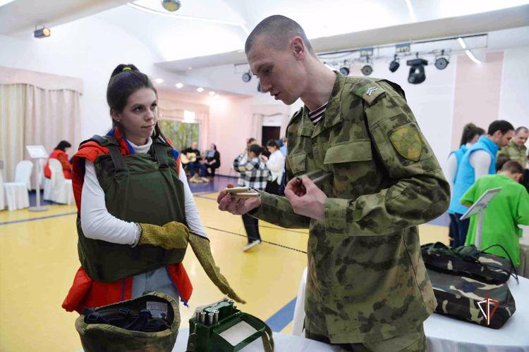 Росгвардия приняла участие в открытии первичных отделений Российского движения детей и молодёжи "Движение первых" на Ямале