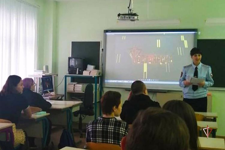 Росгвардия проводит профориентационные встречи с ямальскими школьниками