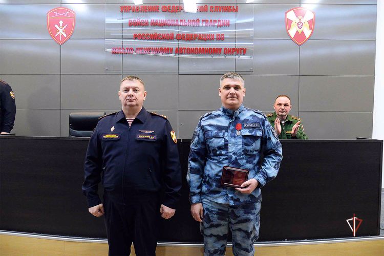На Ямале прошли торжественные мероприятия, приуроченные ко Дню войск национальной гвардии Российской Федерации (ВИДЕО)