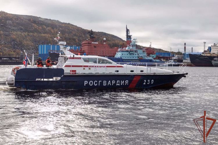 Генерал-полковник Виктор Стригунов поздравил моряков Росгвардии с профессиональным праздником