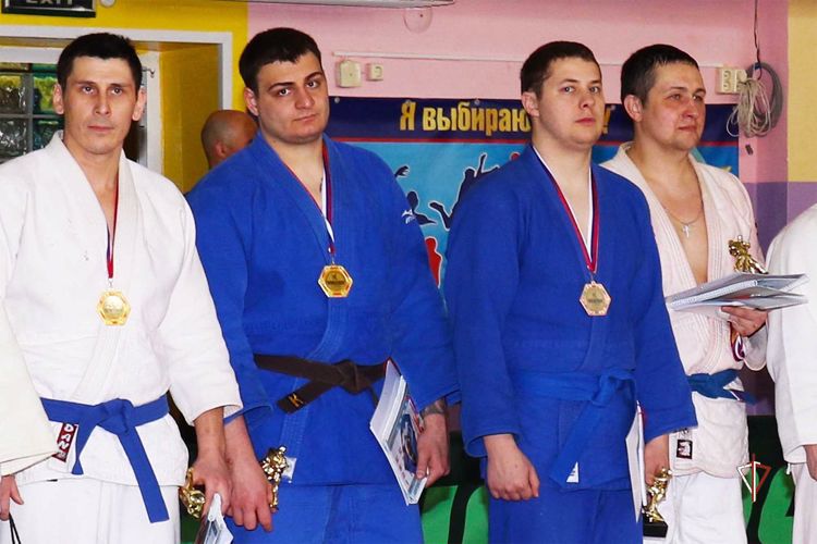 Ямальские росгвардейцы завоевали золотую и бронзовые медали Чемпионата по дзюдо Уральского округа войск национальной гвардии (ВИДЕО)