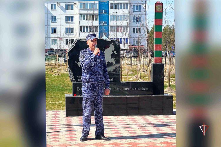 Росгвардейцы поздравили земляков-пограничников с профессиональным праздником на Ямале