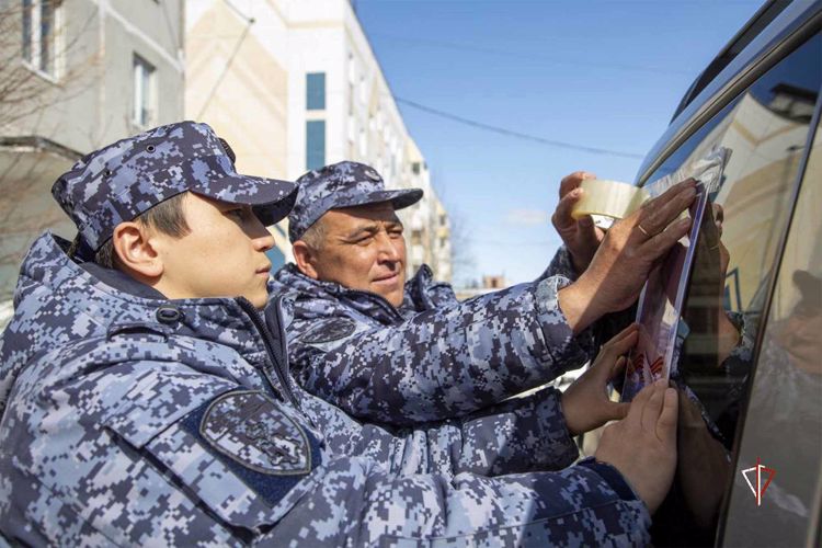 На Ямале Росгвардия присоединилась ко Всероссийской ведомственной акции «Бессмертный автополк» (ВИДЕО)