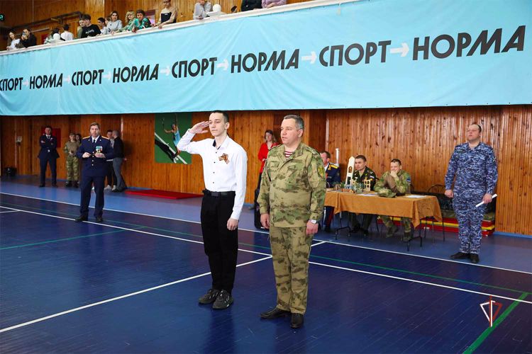 На Ямале Росгвардия приняла участие в проведении историко-патриотических спортивных игр «Помним, чтим, защитим»