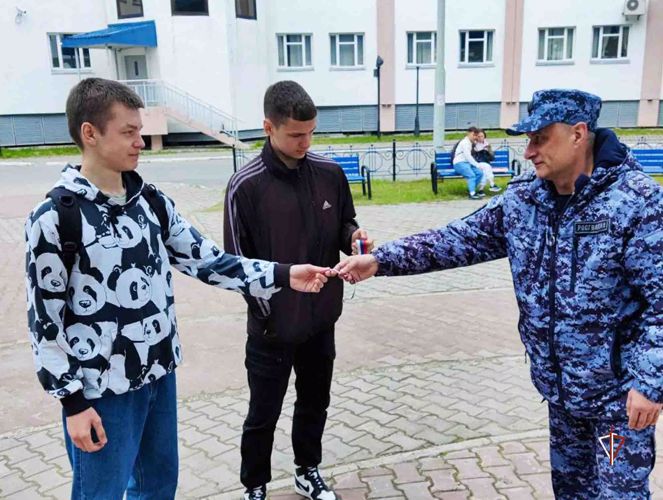 На Ямале Росгвардия обеспечила безопасность празднования Дня России