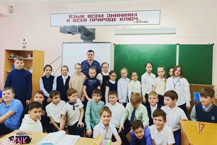 На Ямале Росгвардия приняла участие в мероприятиях, посвященных Дню защиты детей