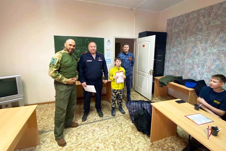 На Ямале Росгвардия приняла участие в мероприятиях, посвященных Дню защиты детей