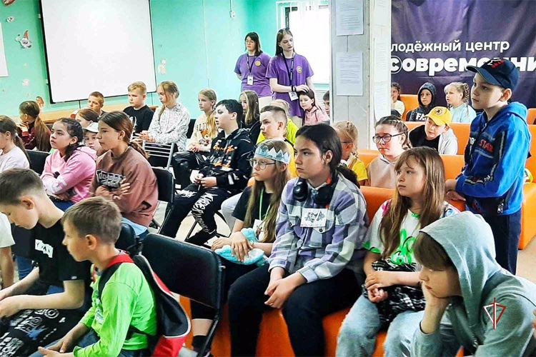 Росгвардия проводит патриотические встречи с юными ямальцами в преддверии Дня России