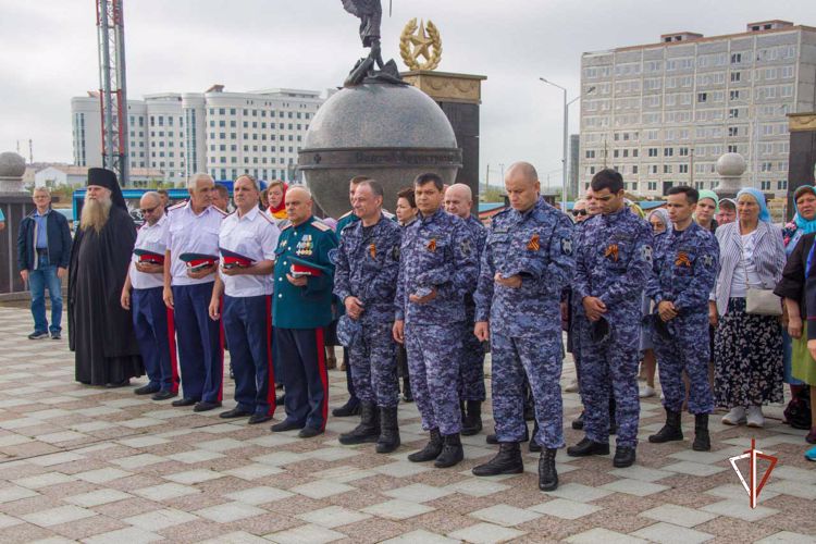 В период пребывания мощей святого Георгия Победоносца на Ямале правопорядок обеспечила Росгвардия (видео)