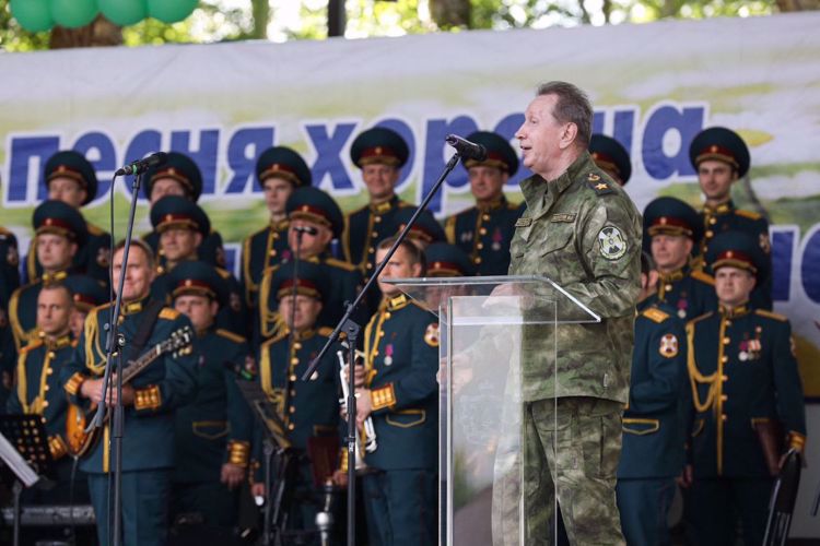 Директор Росгвардии Виктор Золотов поздравил академический ансамбль песни и пляски войск национальной гвардии Российской Федерации с 50-летним юбилеем