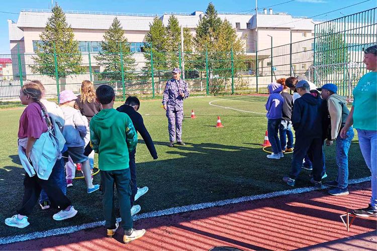 Росгвардия провела спортивную эстафету для школьников на Ямале