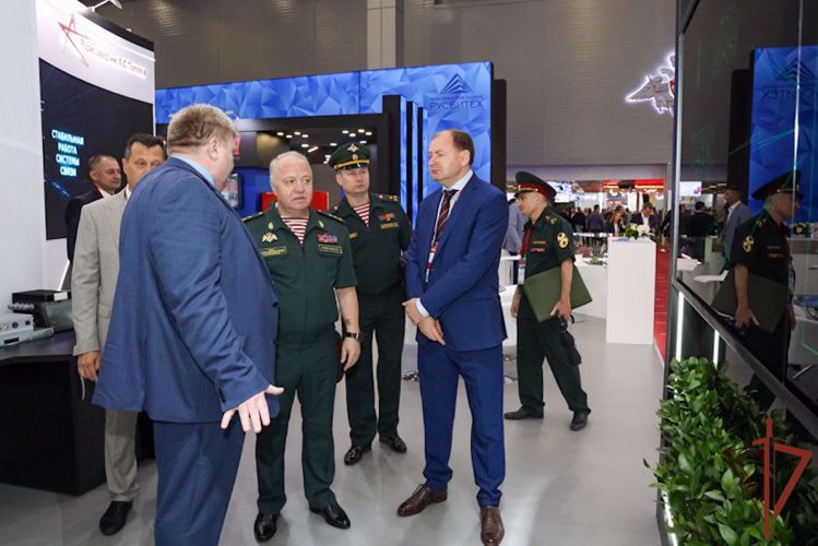 Генерал-полковник Виктор Стригунов принял участие в открытии Международного военно-технического форума «Армия-2023»