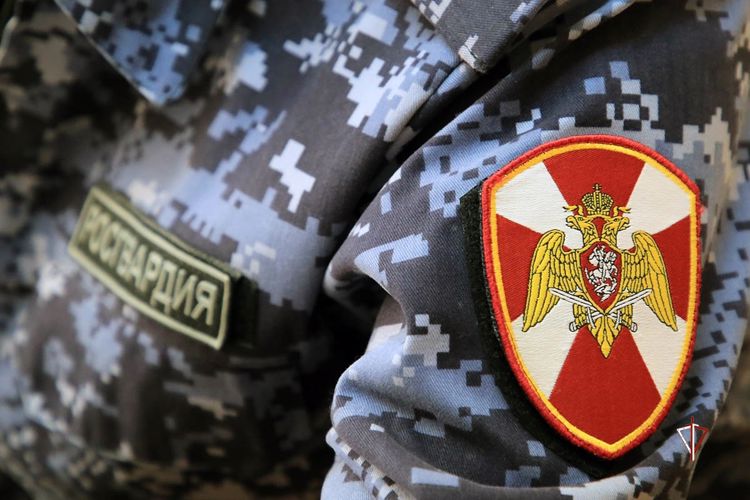 Сотрудники Росгвардии на Ямале помогли найти потерявшегося ребенка 