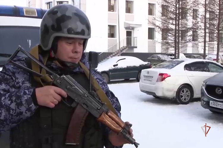 Кареты скорой медицинской помощи на Ямале взяла под охрану Росгвардия (видео)