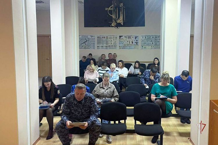 На Ямале Росгвардия во второй раз приняла участие в этнографическом диктанте ко Дню народного единства