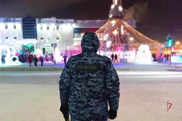 Росгвардия обеспечила охрану правопорядка в новогоднюю ночь на Ямале