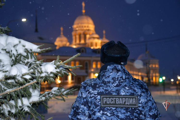 Росгвардия обеспечила охрану правопорядка в период Рождественских Богослужений на Ямале