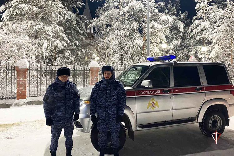 Росгвардия продолжает информировать ямальцев о правилах безопасности в период новогодних каникул