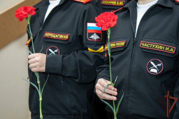 Память журналистов войск правопорядка почтили в Екатеринбурге