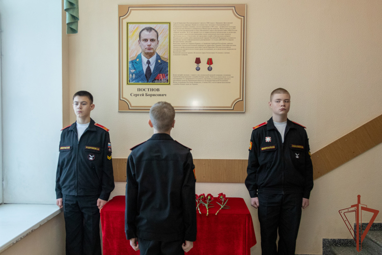 Память журналистов войск правопорядка почтили в Екатеринбурге