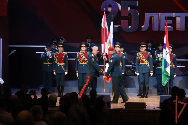 Отряд специального назначения "Ермак"Росгвардии отмечен грамотой верховного главнокомандующего (видео)