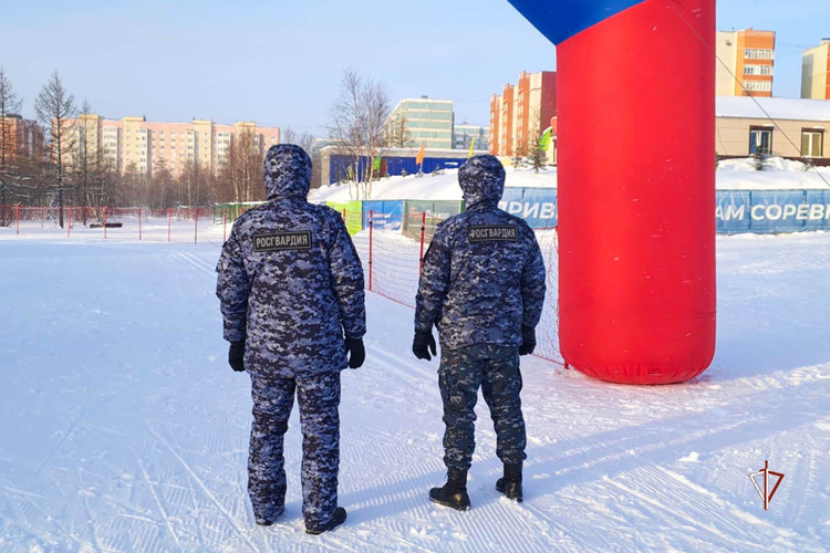 Росгвардия обеспечила общественную безопасность спортивно-массовых мероприятий на Ямале