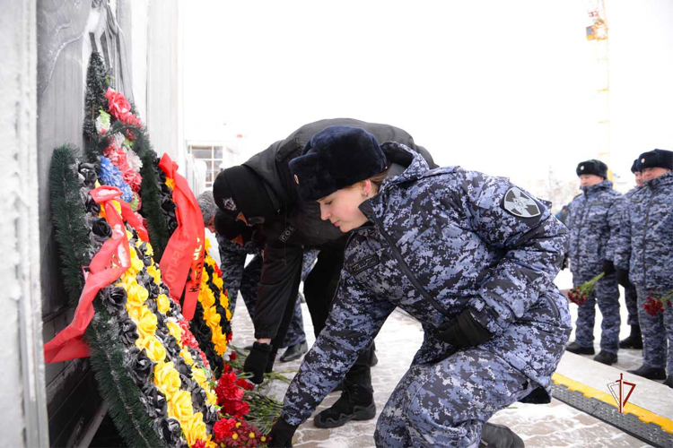 Росгвардия на Ямале принимает участие в мероприятиях, приуроченных к 35-й годовщине вывода советских войск из Афганистана 