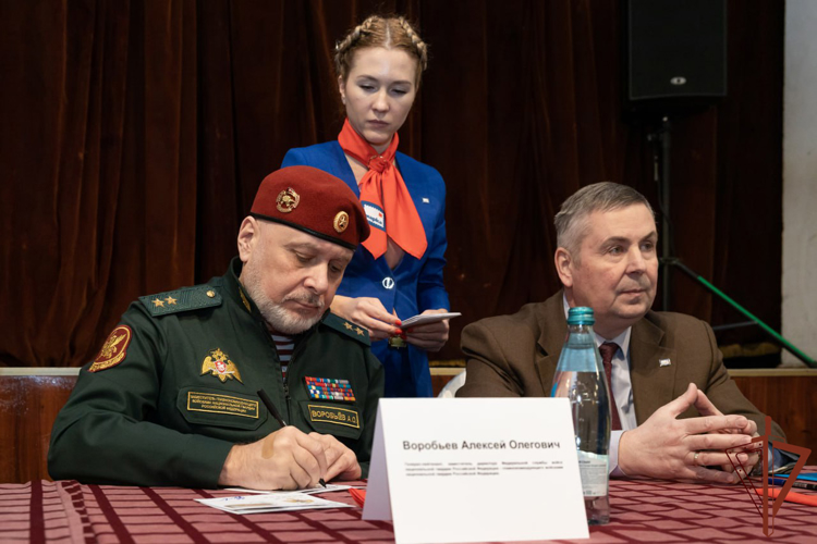 В Академическом ансамбле Росгвардии состоялось торжественное гашение юбилейной почтовой марки