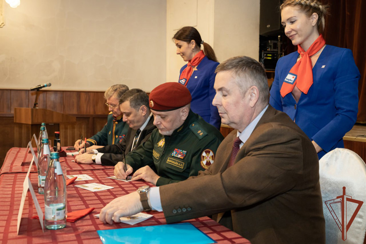 В Академическом ансамбле Росгвардии состоялось торжественное гашение юбилейной почтовой марки