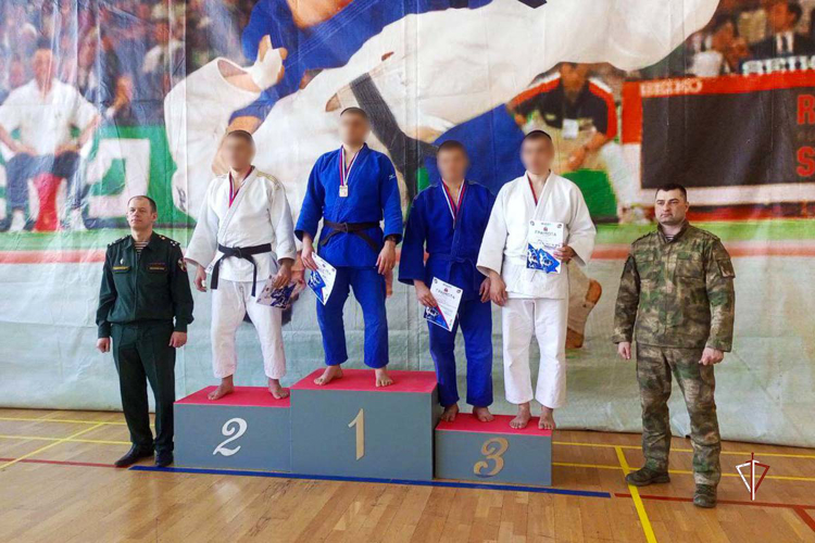 Ямальские росгвардейцы одержали победу на Чемпионате Уральского округа Росгвардии по дзюдо (видео)