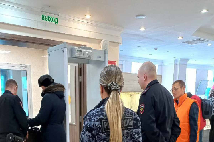 Росгвардия на Ямале обеспечила безопасность проведения выборов Главы Государства