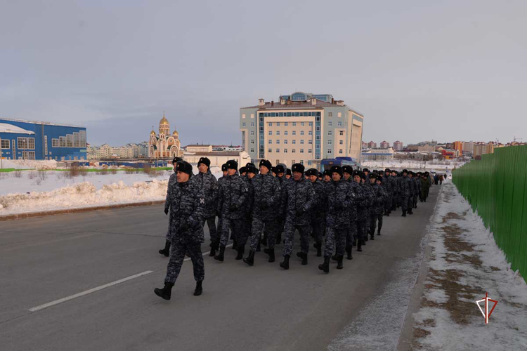 Росгвардия приступила к сводным репетициям парадного шествия  в честь Дня Победы на Ямале
