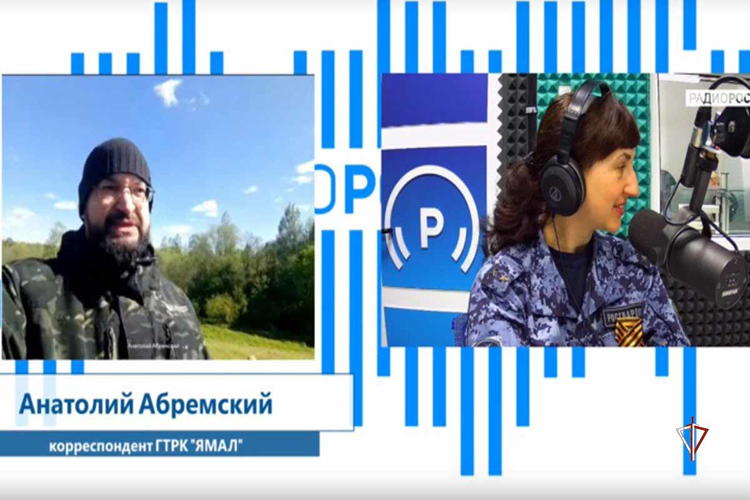Офицер Росгвардии приняла участие в прямом радиоэфире «Все для Победы» на Ямале
