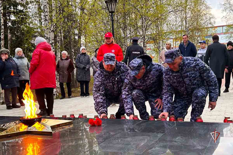 На Ямале росгвардейцы почтили память погибших в годы Великой Отечественной войны