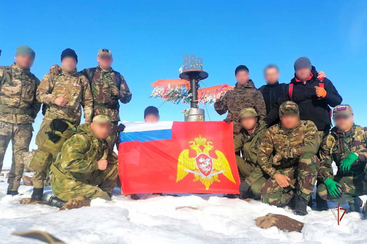 Росгвардия присоединилась к празднованию Дня России на Ямале 