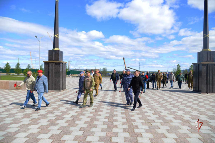 На Ямале Росгвардия почтила память ветеранов боевых действий