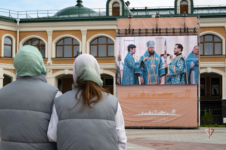 Росгвардия обеспечила безопасность визита главы Русской православной церкви на Ямал
