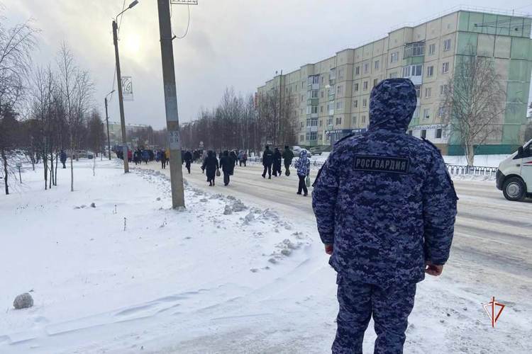 На Ямале Росгвардия приняла участие в мероприятиях, посвященных Дню народного единства 