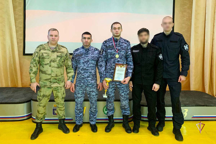 Росгвардеец из Надыма одержал победу в ведомственном Чемпионате Уральского округа по рукопашному бою (видео)