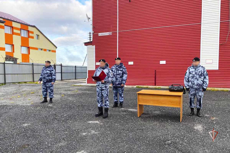 Сотрудники ОМОН Росгвардии на Ямале отмечают 12 лет с даты основания отряда