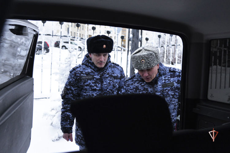 На Ямале Росгвардия завершила перевод вооружения, военной и специальной техники на зимний период эксплуатации