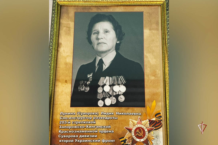 Офицер Росгвардии рассказала салехардским школьникам о подвиге Сталинграда
