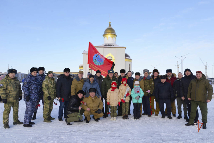 На Ямале Росгвардия почтила память воинов-интернационалистов
