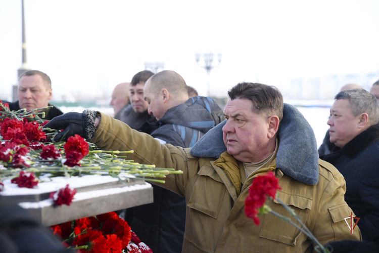 На Ямале Росгвардия почтила память воинов-интернационалистов