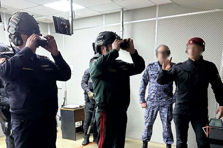 Первый замкомандующего Уральским округом Росгвардии проверил подразделения тероргана, дислоцированные на Ямале 