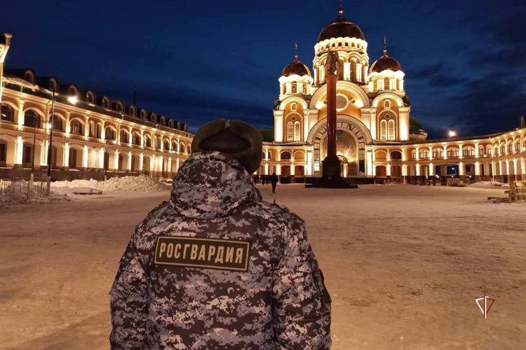 Росгвардия обеспечила безопасность празднования Пасхи на Ямале