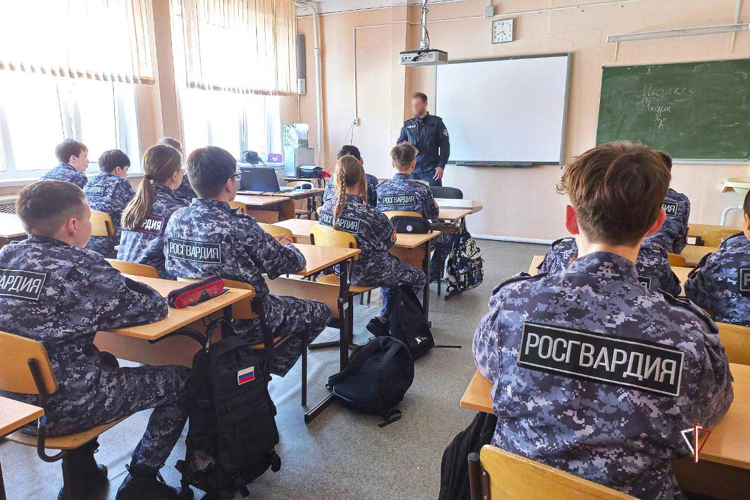"Письма солдату" от ямальских кадет Росгвардии отправятся в зону СВО